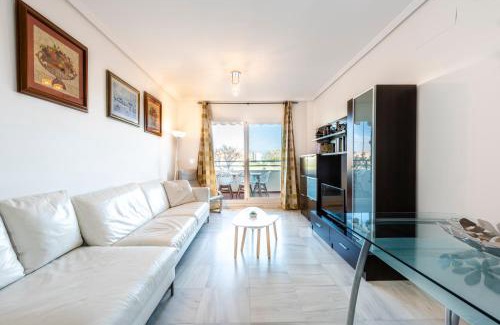 Torre del Mar Apartment | Piso encantador junto al mar, relax, tranquilidad