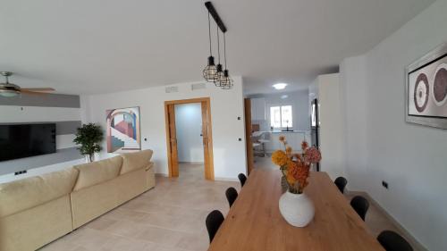 Garrucha Apartment | Piso Garrucha beautiful & spacious apartment - 50 meters from the beach