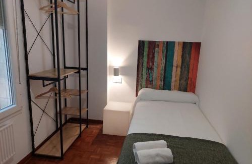 Iturrialde Apartment | Piso luminoso, amplio y tranquilo en Casco Viejo