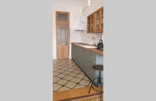 Diputacion de Cartagena Casco Apartment | Piso modernista en casco histórico con garaje
