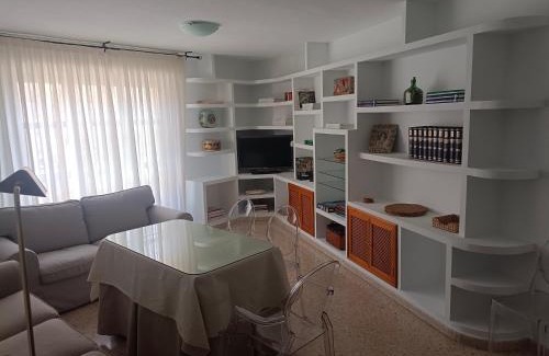 San Roque Apartment | Piso para 6 junto al acueducto. A pasos del centro