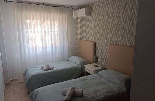 San Roque Apartment | Piso para 6 junto al acueducto. A pasos del centro