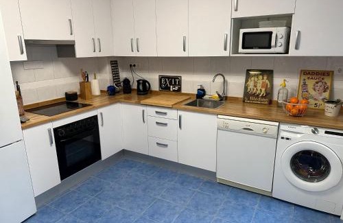 La Corredoria y Ventanielles Apartment | Piso reformado centro de Oviedo