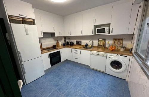 La Corredoria y Ventanielles Apartment | Piso reformado centro de Oviedo