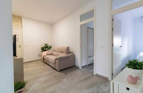 San Carlos-Tartessos Apartment | Piso Reformado next to Santa Justa y Aeropuerto