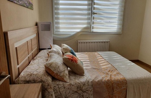 Ourense Apartment | PISO Zaragoza VUT OR OOO322