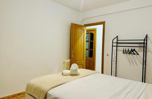 Barajas Apartment | Pisos Baraja Gl