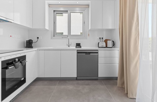 Kato Polemidia Apartment | Pissides Residence III