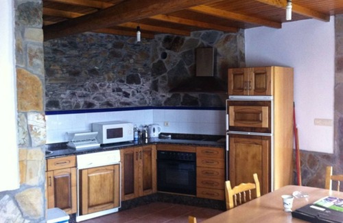 Valdes House | Pitos House, Fijuecas