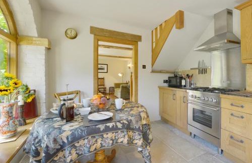 South Petherton House | Pittards Farm Cottage