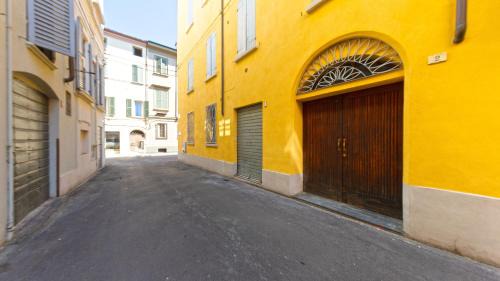 Reggio nell'Emilia Apartment | Pitti Home