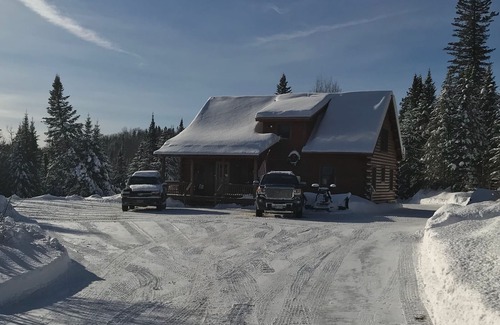 Pittsburg House | Pittsburg, New Hampshire’s best kept secret.