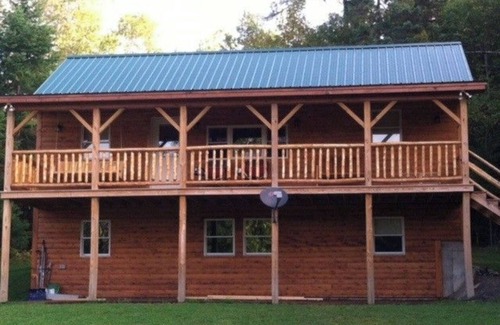 Pittsburg Cabin | Pittsburg, NH Perfect Woodland getaway- DIRECTLY ON THE ATV and Snow TRAILS!