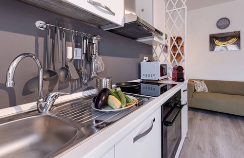 Careggi Rifredi Apartment | Piume - Sweet Dreams in Florence