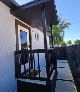 North Miami Beach House | Pk cozy suite