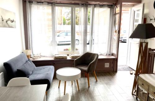 Houlgate House | Plage et commerces à 50m, sans télé pour déconnecter !