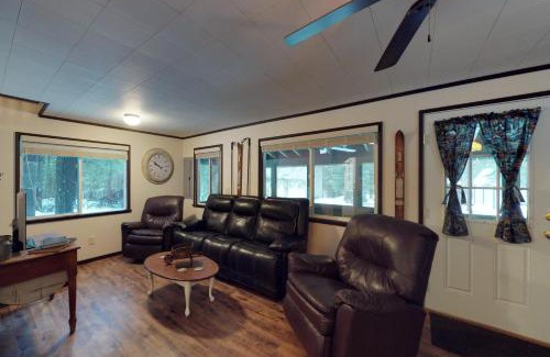 Leavenworth House | Plain Getaway