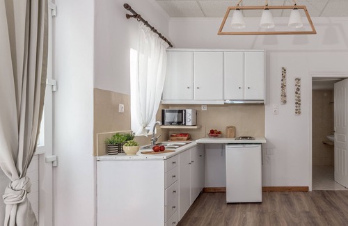 Milos House | Plakes Sea View Suites