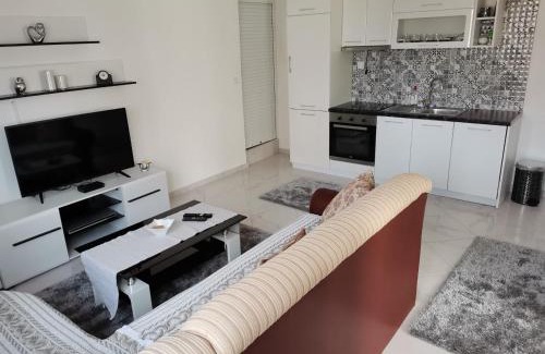 Dobra Voda House | Planet