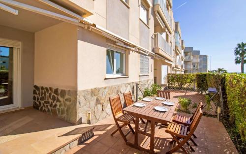 Alcossebre Apartment | Planta baja Primera linea ROQUER MARTI Cargador Albert Villas