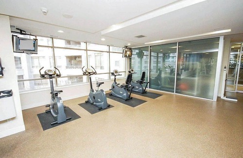 Downtown Mississauga Apartment | PlanURstay - Family Condo