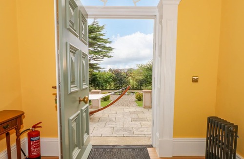 Caerwys Cottage | PLAS CERRIG HALL, CROSSWAYS ROAD, pet friendly in Caerwys