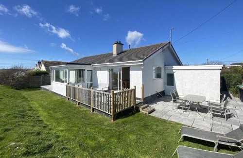 Caergeiliog House | Plas Diwedd
