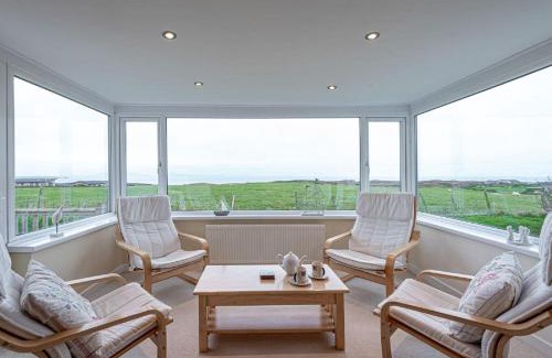 Caergeiliog House | Plas Diwedd