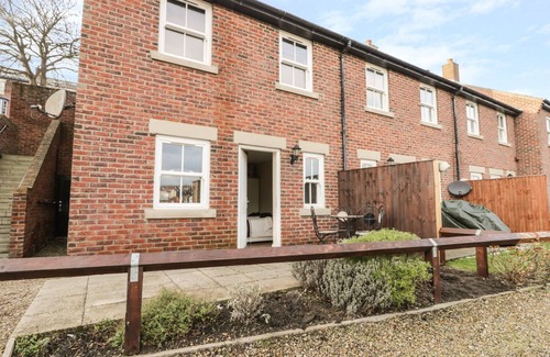 Whitby Cottage | Platform 12