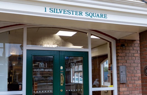 Hull Old Town Apartment | Platform Theatre Studio