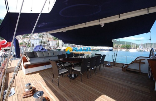 Fethiye Boat Rental | Platin Yachting Ultra lux 5 Cabins 10 Passenger with Jet Ski and Jakuzi
