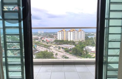 Taman Bukit Mewah Apartment | Platino Warm and Stylish 10Pax Netflix By STAY