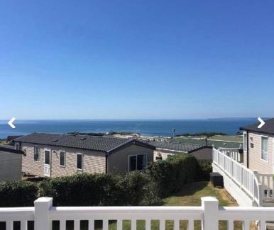 Exmouth Apartment | Platinum 3 Bedroom Caravan, Wifi, Parking, Seaview,