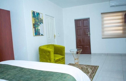 Rosettenville House | PLATINUM EAGLE GUEST HOUSE
