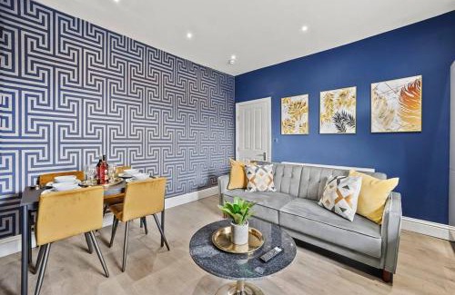 Gravesend Apartment | Platinum Grove Modern Flat