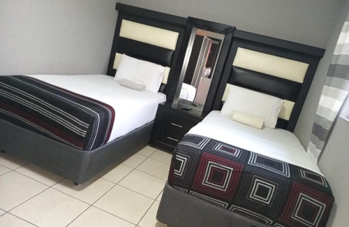Germiston Apartment | Platinum Guest lodge Germiston