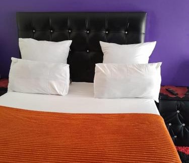 Rustenburg House | Platinum inn pty ltd