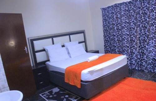 Rustenburg House | Platinum inn pty ltd