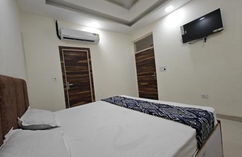 Ghaziabad Hotel | PLAY Behrampur NH24 Ghaziabad - couple friendly