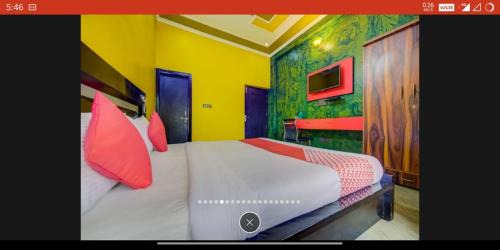Greater Noida Hotel | PLAY HOTEL STAR DELTA 2 couple friendly