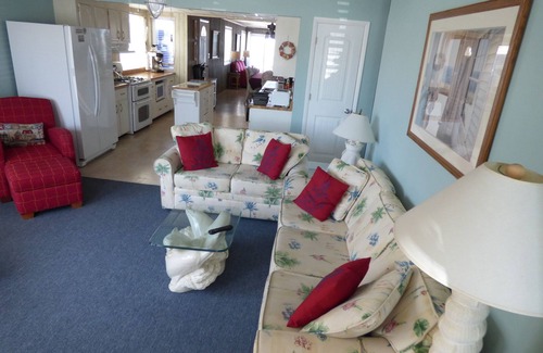 Brigantine House | Play On Bay, 9 Bedroom Waterfront Beach House, Sunsets-Fish&Crabbing-Dock,Casino
