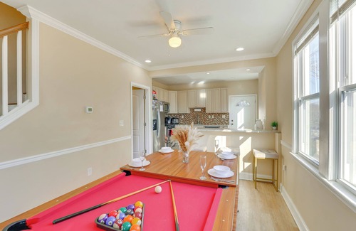 Frankford House | Play Pool or Relax on Deck: Baltimore City Escape!
