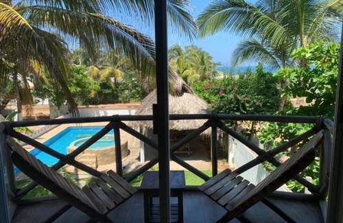 Los Tamarindos Apartment | Playa Bruja Zicatela Apt. 1, Beach Front, Kitchen, Starlink, Pool & More