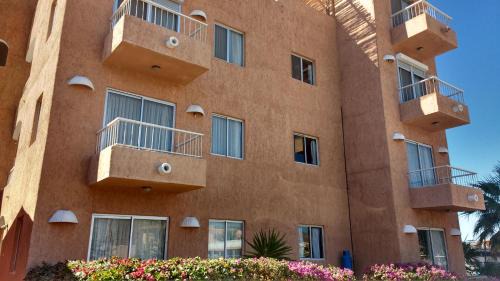 Pichilingue Hotel | Playa Club Cantamar Hotel & Marina