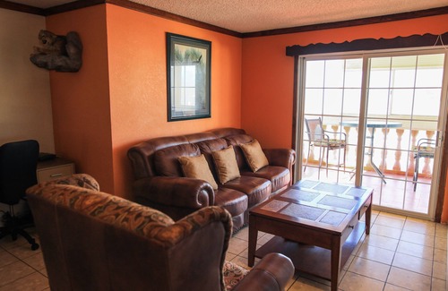 Ensenada Bed & Breakfast | Playa Hermosa Inn at the beach