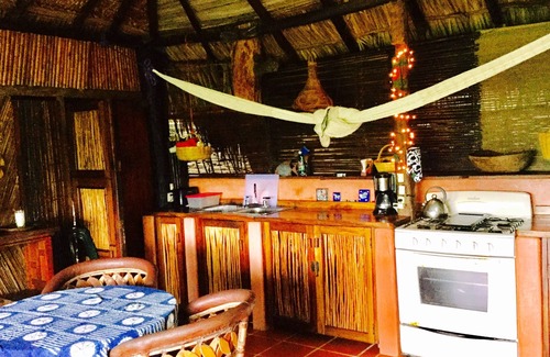 Playa Las Gatas Villa | playa la Ropa Zihuatanejo