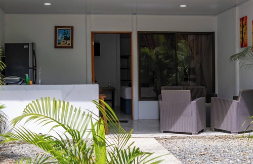 Puerto Viejo de Talamanca Apartment | Playa Negra Home's