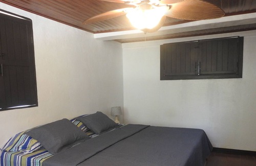Parrita House | Playa Palo Seco, Parrita, Costa Rica. Tropical oceanfront three bedroom home.