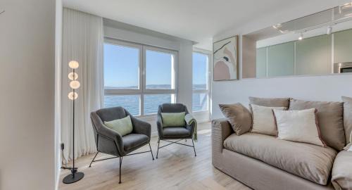 Bueu Apartment | Playa Petís
