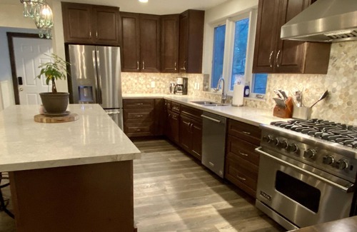 Ponderosa Palisades House | Playful & Romantic, Brand new kitchen, Harry Potter themed, pool table